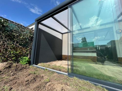 08452492-0e8e-4033-bd11-5caaa08933ae-2