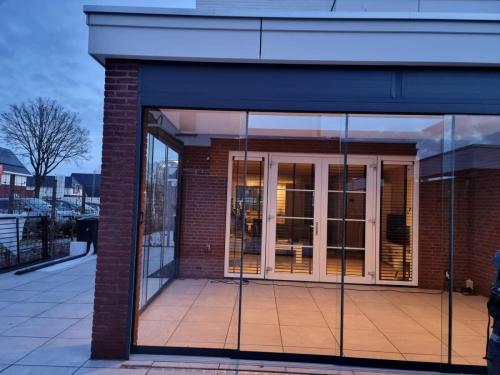 e92d9492-0343-4456-85d1-14bc3755dc8c-2